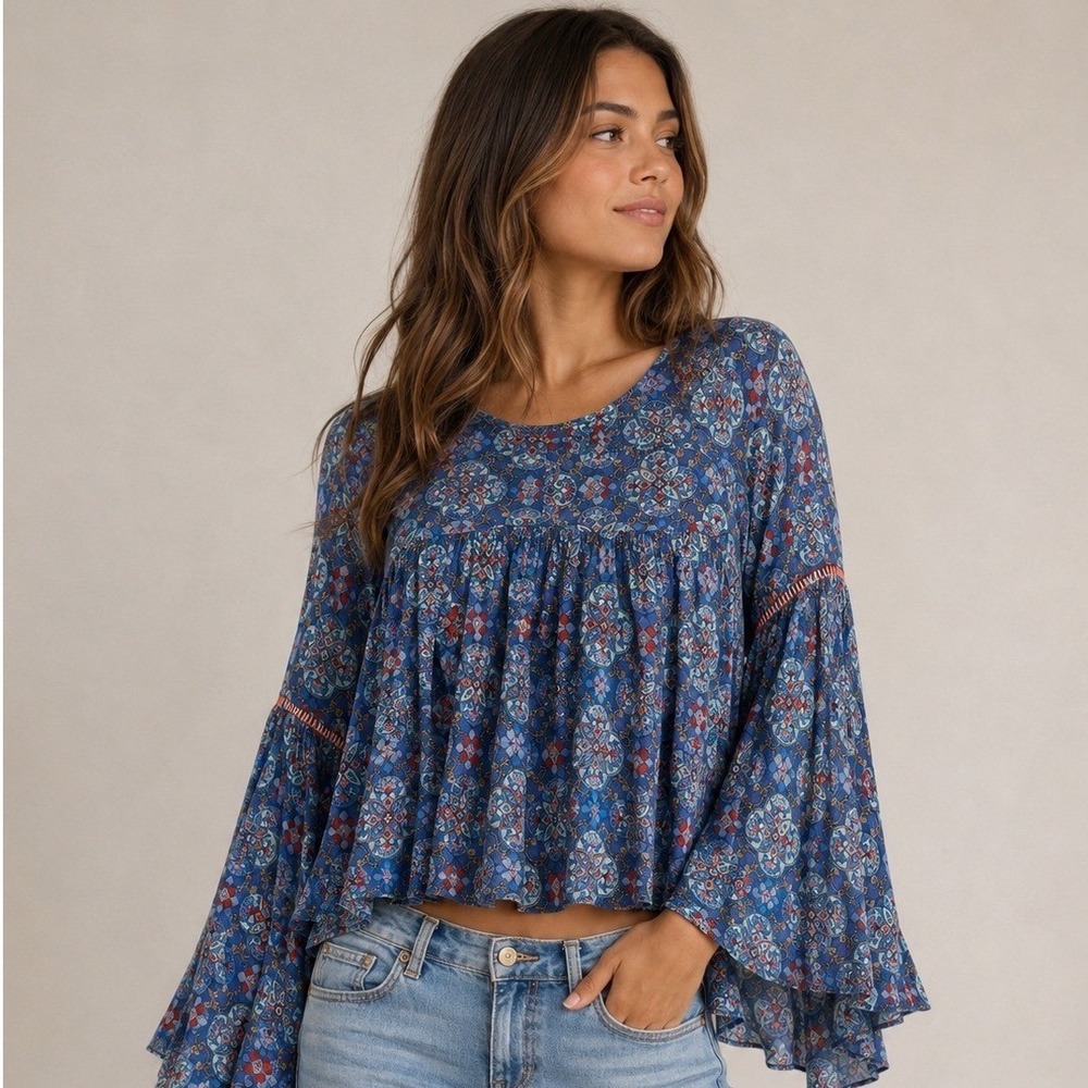 Hollister Bell Sleeve Blouse Large Blue Medallion Boho Crochet Trim Top